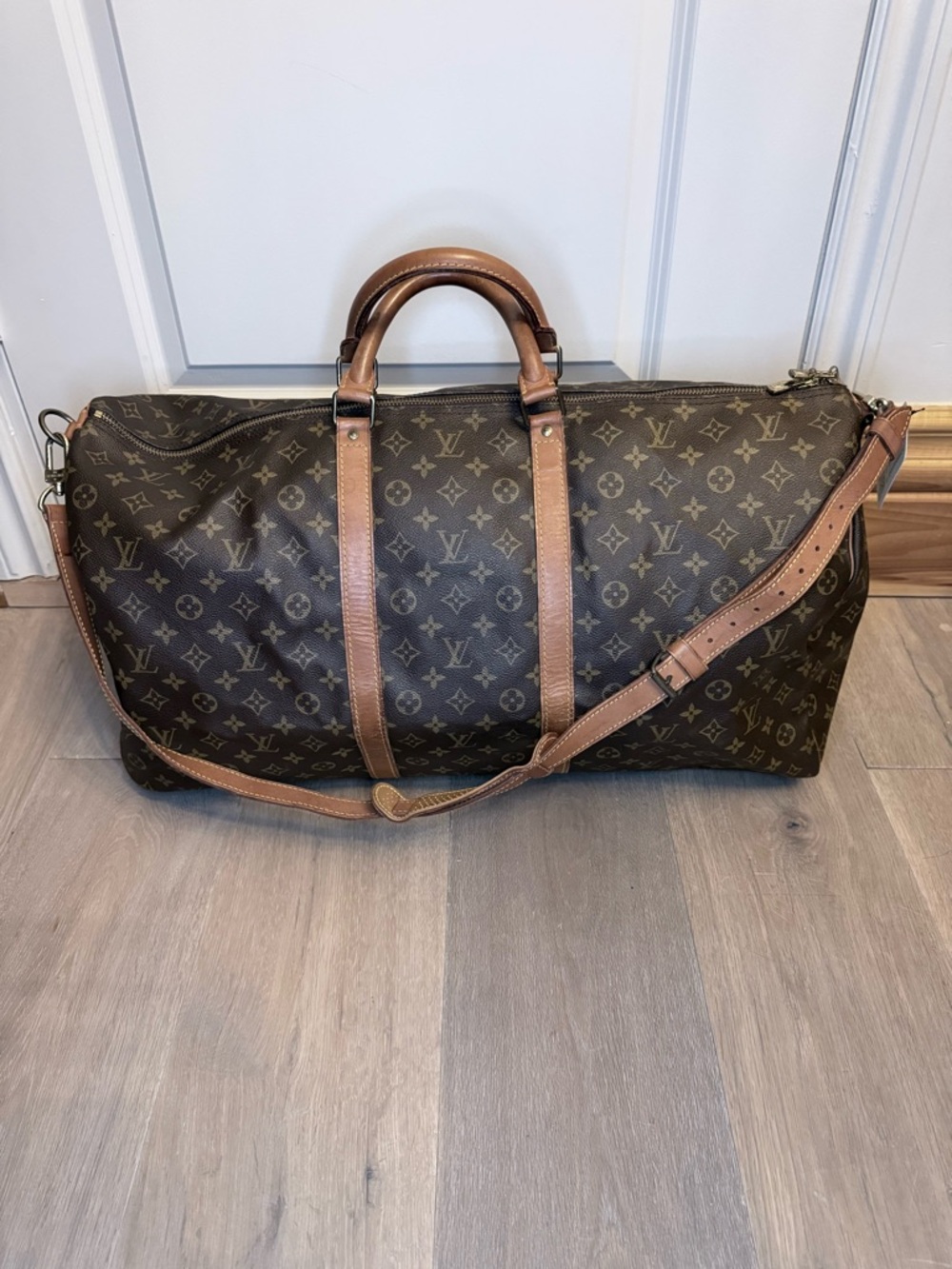 Louis Vuitton Monogram Canvas Duffel with Tan Leather Trim size 60